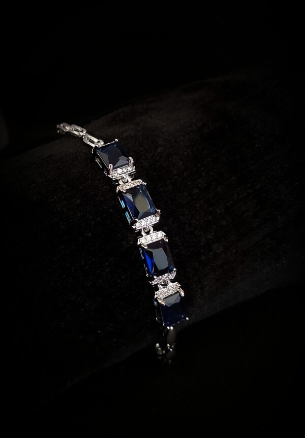 "Neelum" Blue Saphire Bracelet by Ruva