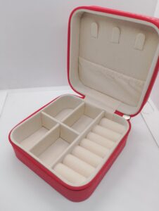 Travel Jewellery Box/mini jewellery storage box